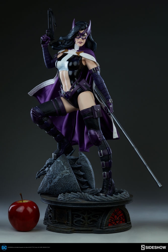 HUNTRESS PREMIUM FORMAT   Huntress-premium-sideshow-03