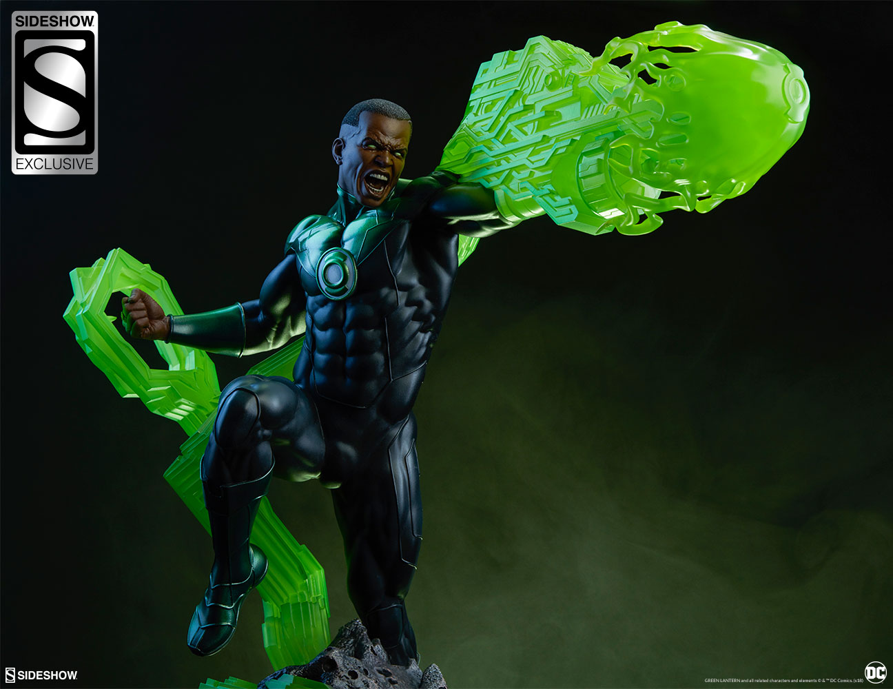 GREEN LANTERN "JOHN STEWART" Premium format Dc-comics-green-lantern-premium-format-figure-john-stewart-sideshow-300679-10