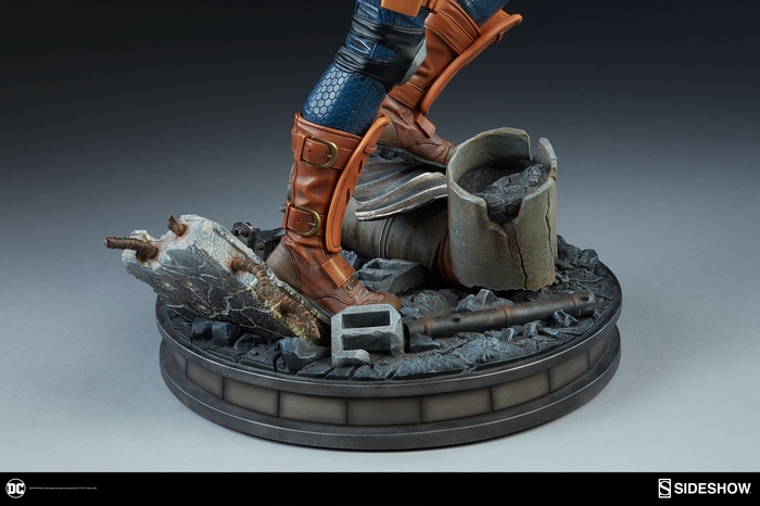 DEATHSTROCKE PREMIUM FORMAT Deathstroke-premium-format-figure-sideshow-300478-20