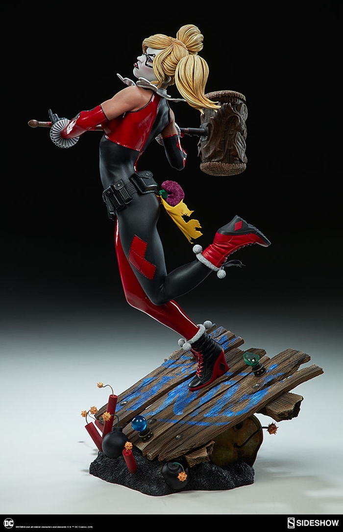 HARLEY QUINN PREMIUM FORMAT 2018 Harley-quinn-premium-format-figure-sideshow-300474-06