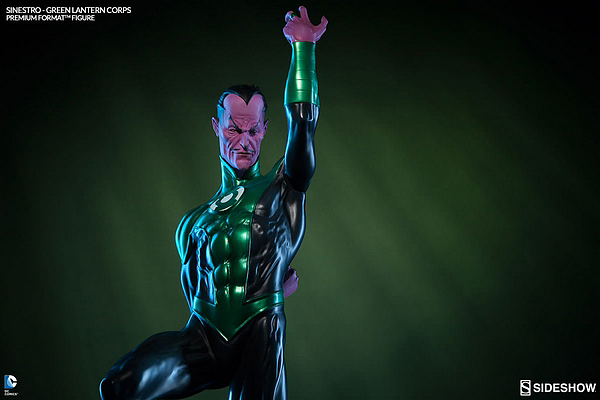 SINESTRO GREEN LANTERN CORPS PREMIUM FORMAT FIGURE   Sinestro-green-lantern-corps-premium-02