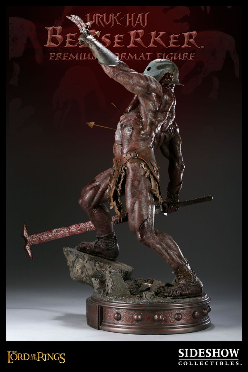 LOTR: URUK-HAI BERSERKER Premium format Uruk-hail-berserker-7225_press-03