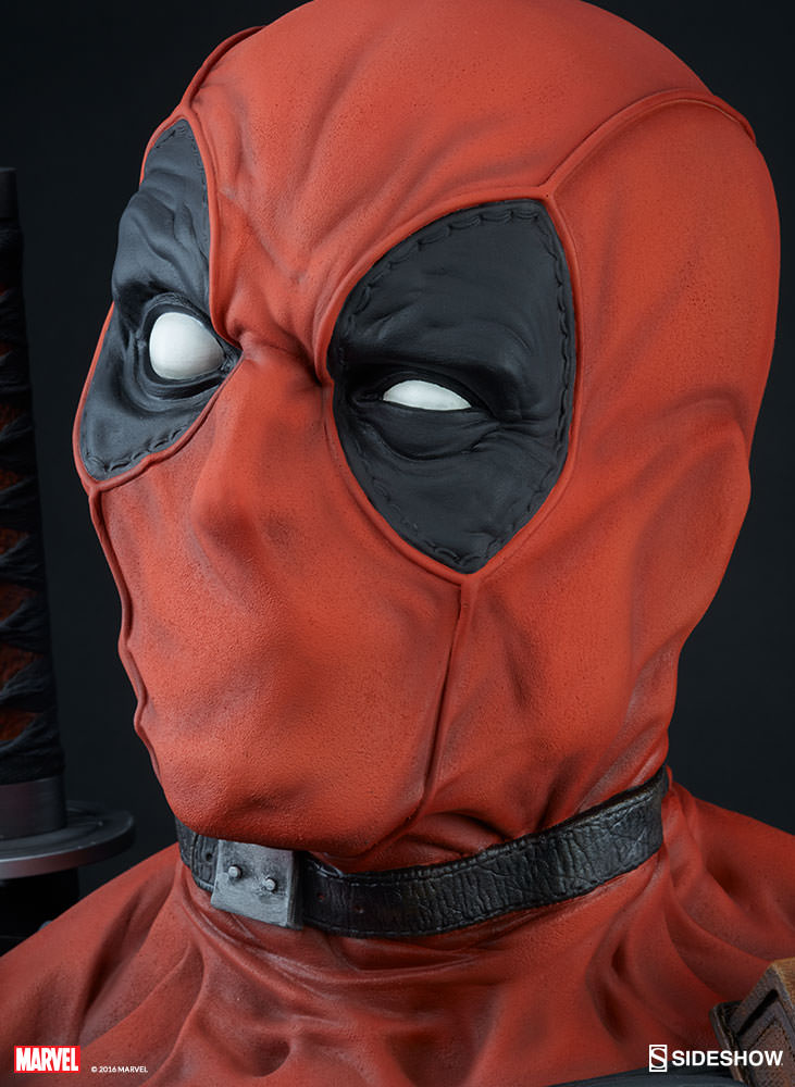 DEADPOOL Life Size Bust  Deadpool-life-size-bust-sideshow-08