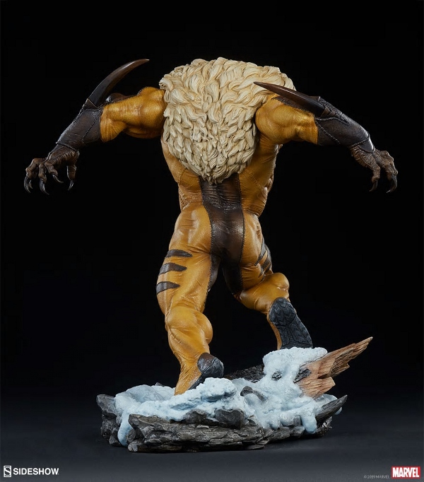 Sabretooth Premium Format Figure Sabretooth-Premium-Format-Figure-7