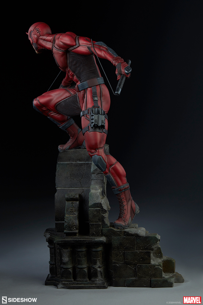 DAREDEVIL New premium format 2019 Marvel-daredevil-premium-format-figure-sideshow-300539-07