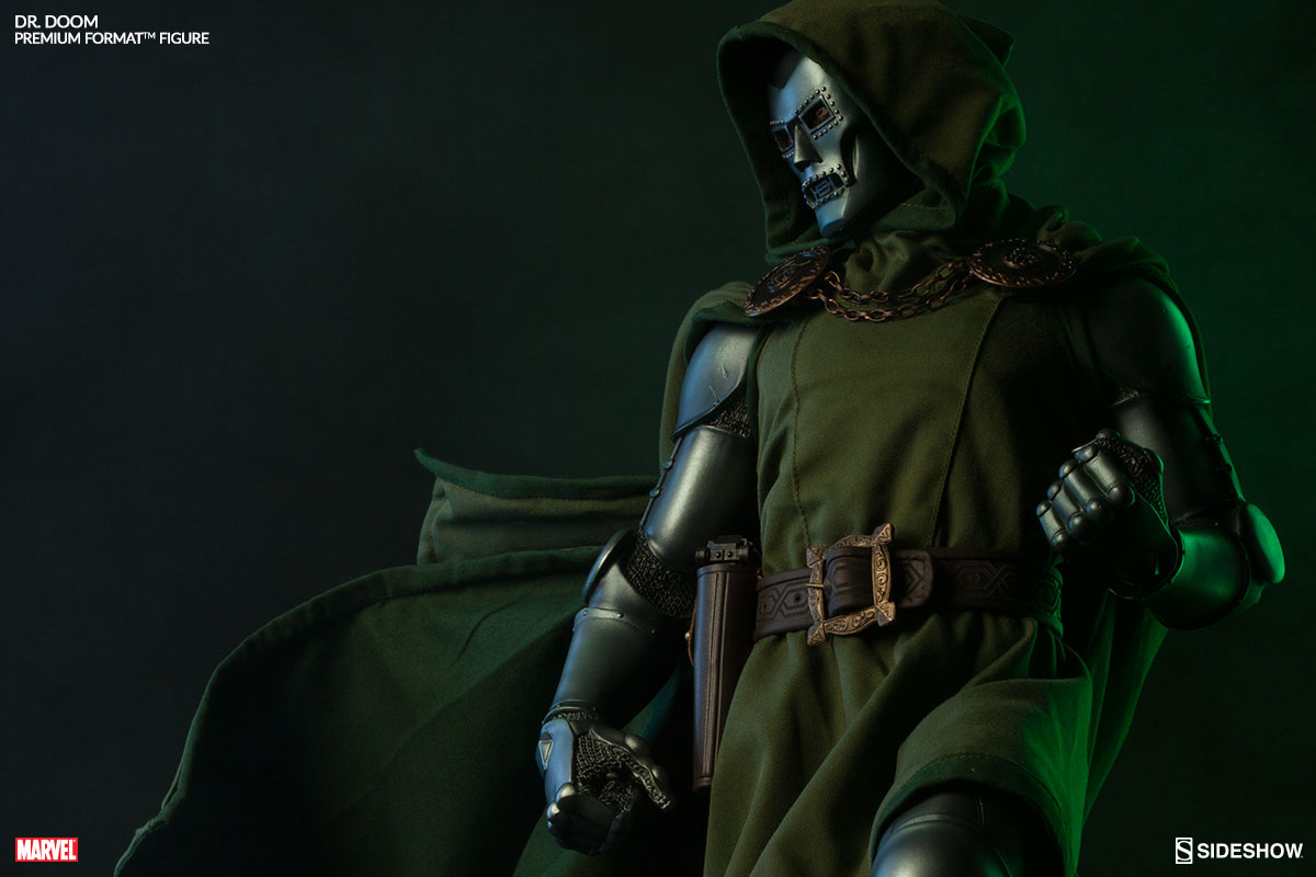 DOCTOR DOOM New premium format 2015 Marvel-dr-doom-premium-format-sideshow-3001981-07