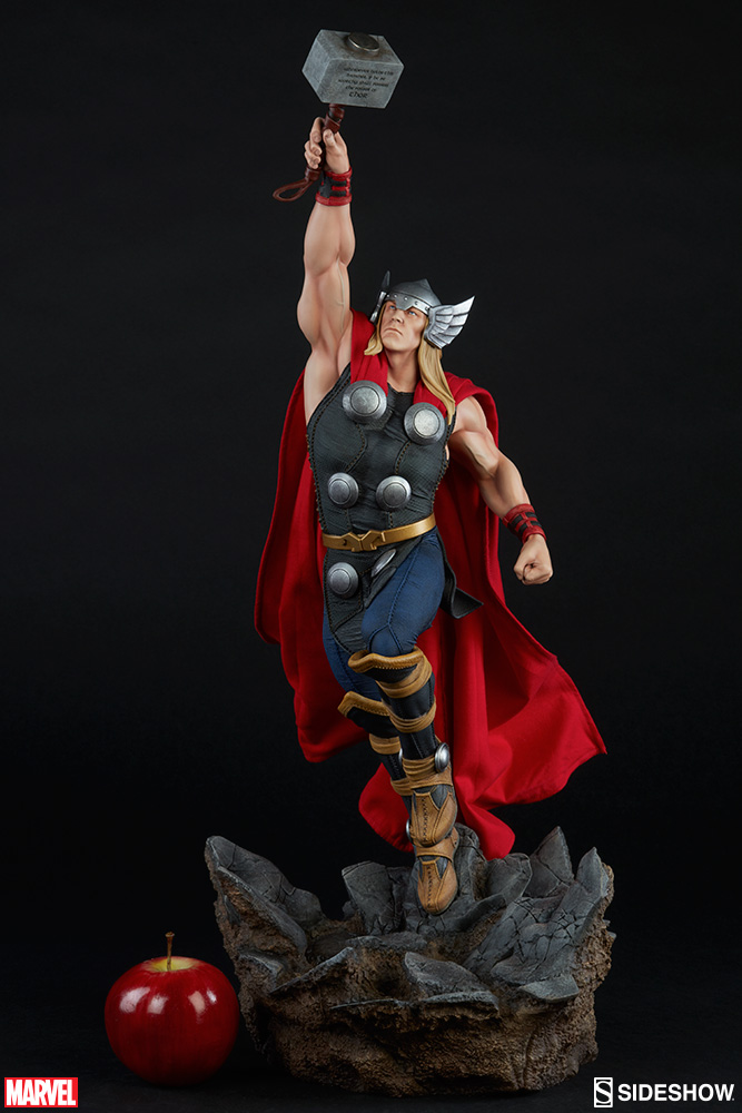 THOR – Avengers Assemble Statue  Thor-avengers-assemble-statue-sideshow-03