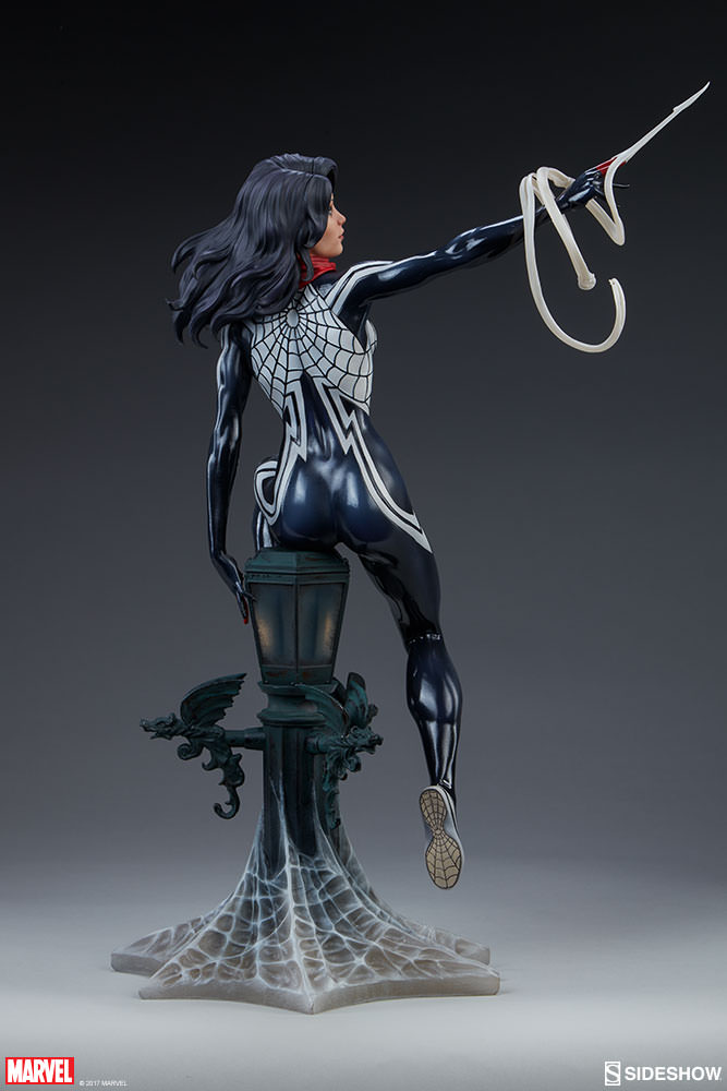 SILK " MARK BROOKS" Statue Marvel-silk-statue-sideshow-200502-09