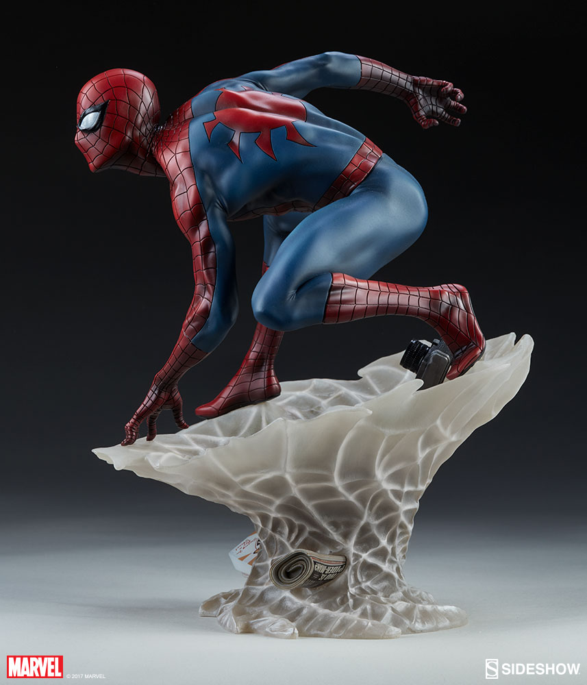 SPIDER-MAN "MARK BROOKS" Statue Spider-man-statue-mark-brooks-artist-series-sideshow-200508-05