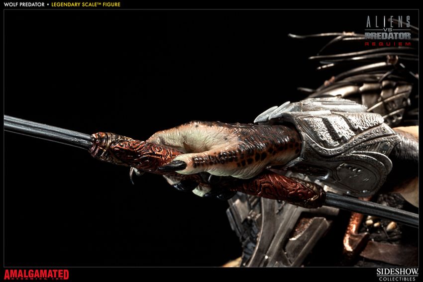 ALIENS VS PREDATORS: WOLF PREDATOR Legendary scale figure Wolf-predator-legendary-scale-figure-400093_press-20