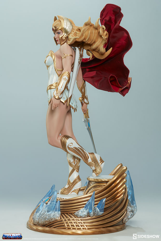 MASTER OF THE UNIVERSE: SHE-RA statue She-Ra-sideshow-statue-05