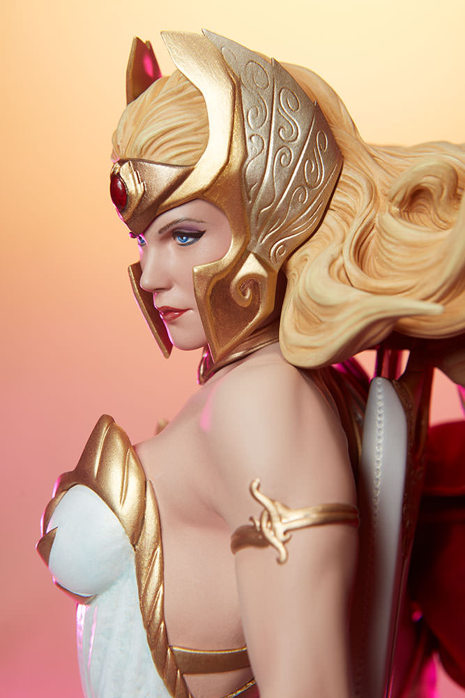 MASTER OF THE UNIVERSE: SHE-RA statue She-Ra-sideshow-statue-06