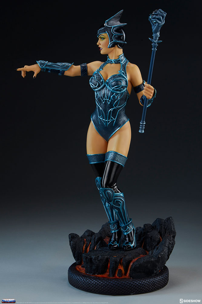 MASTER OF THE UNIVERSE: EVIL-LYN classic statue Masters-of-the-universe-evil-lyn-classic-statue-sideshow-2004613-03