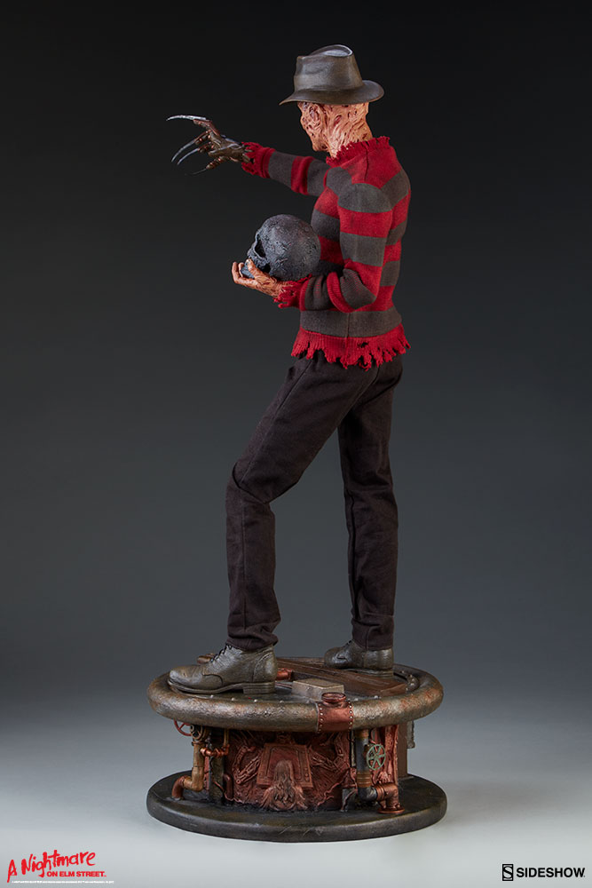 FREDDY KRUEGER 'A nightmare on elm street '  Premium Format new 2017 A-nightmare-on-elm-street-freedy-krueger-premium-format-figure-sideshow-300366-07