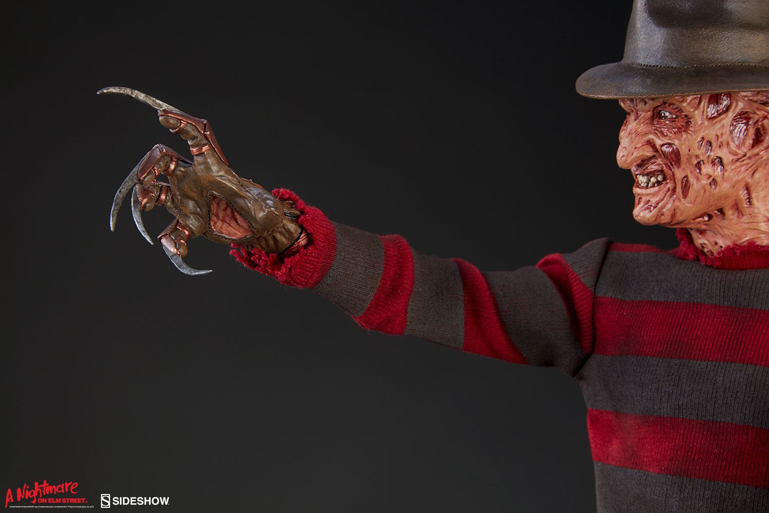 FREDDY KRUEGER 'A nightmare on elm street '  Premium Format new 2017 A-nightmare-on-elm-street-freedy-krueger-premium-format-figure-sideshow-300366-13