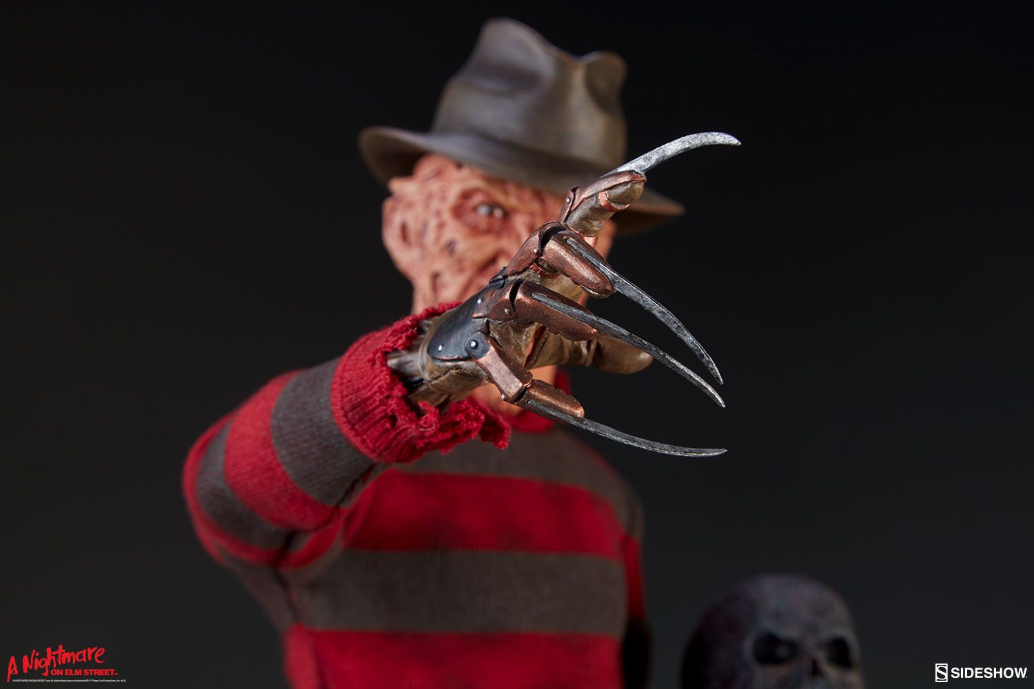 FREDDY KRUEGER 'A nightmare on elm street '  Premium Format new 2017 A-nightmare-on-elm-street-freedy-krueger-premium-format-figure-sideshow-300366-15