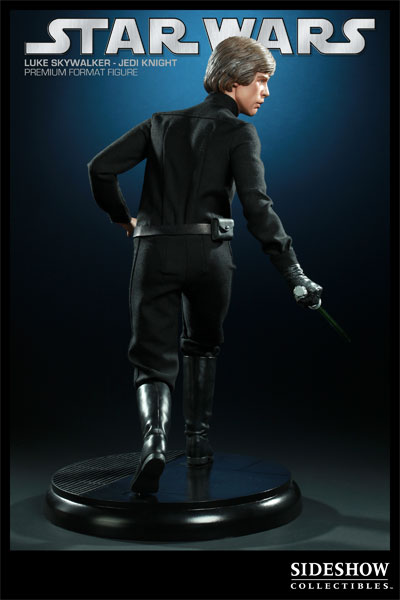 STAR WARS: LUKE JEDI KNIGHT Premium format Luke-jedi-knight-30001-03