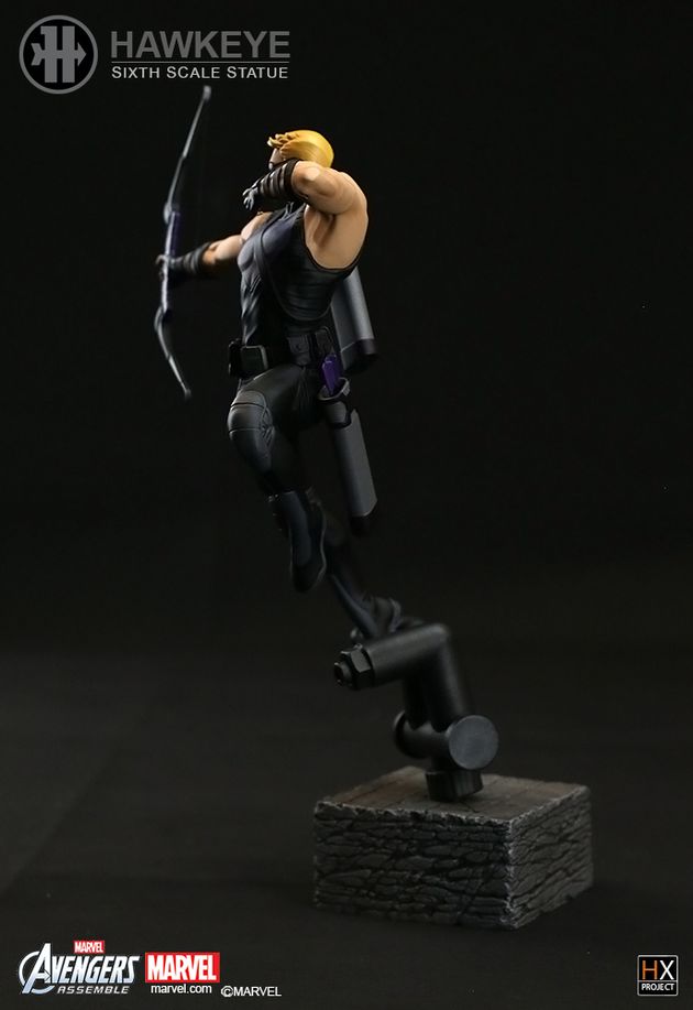 XM Studios : Hawkeye Sixth Scale Statue Xm-Hawkeye-project-04