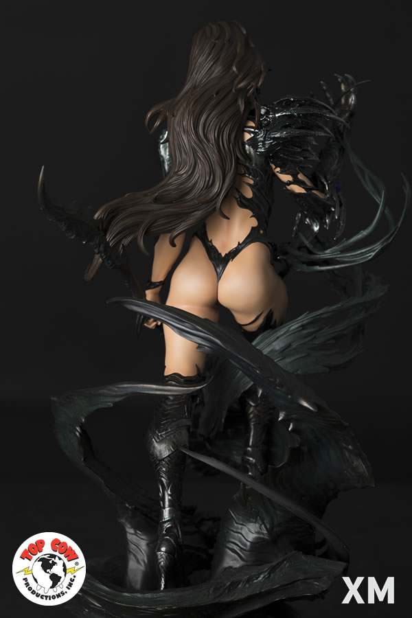 Premium Collectibles : Witchblade XM-witchblade-premium-04