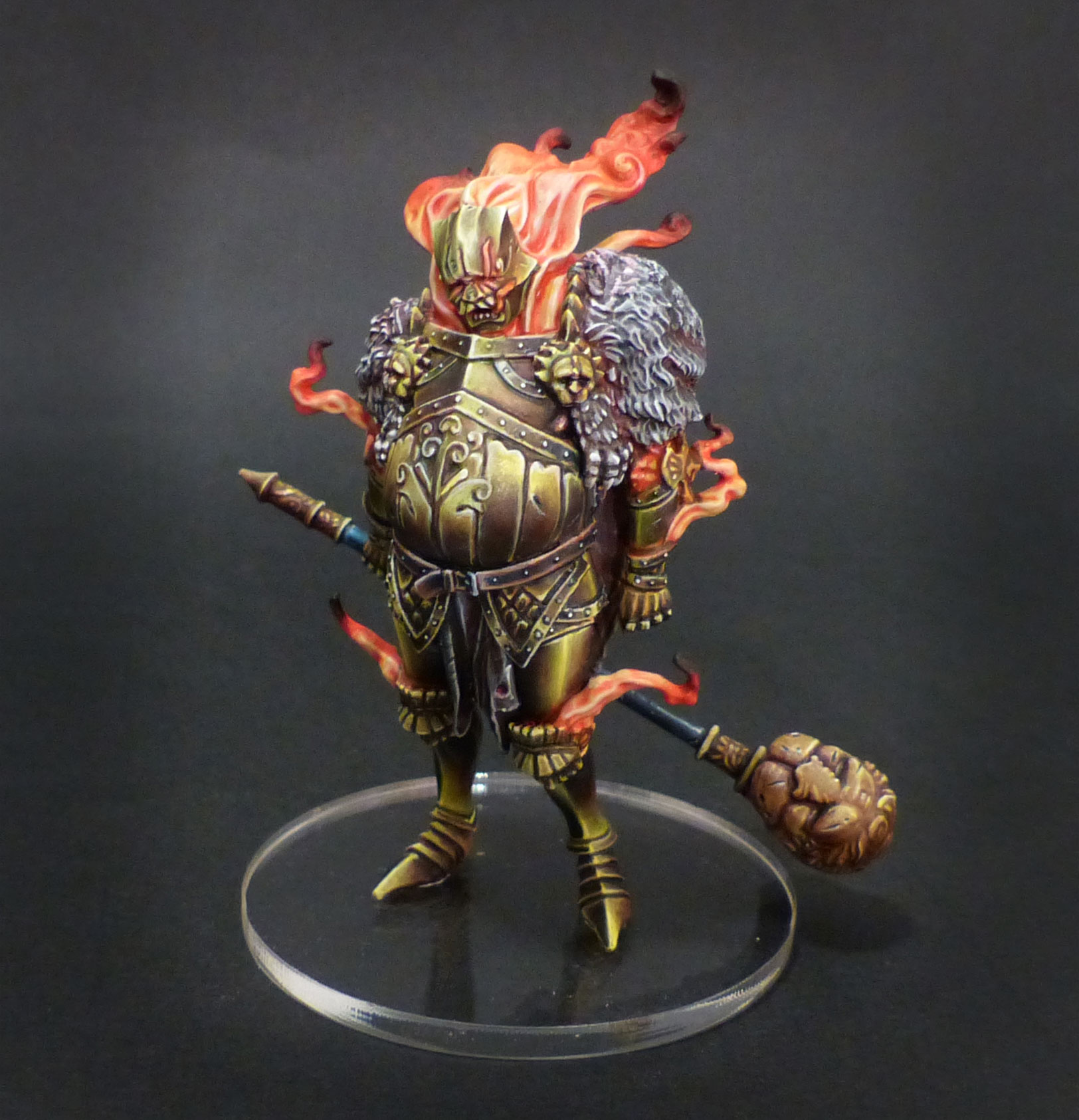 Figurines !! Peintures et sculptures. Golden-smoke-knight-0