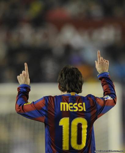 Messi Picture Gallery (1) - Page 2 253165823