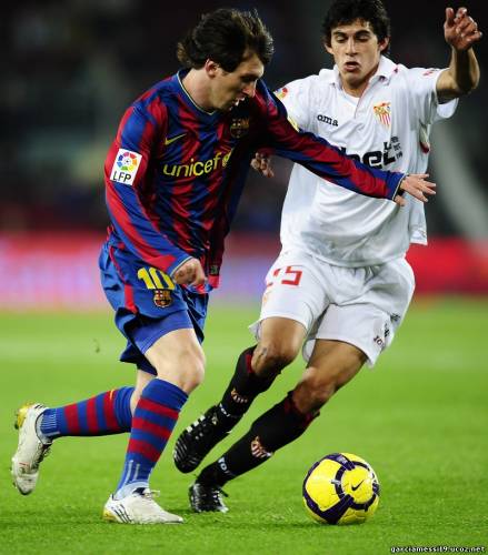 Messi Picture Gallery (1) - Page 2 993127435