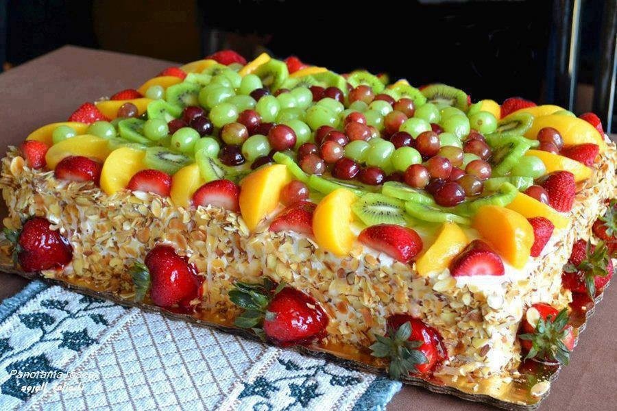 Anniversaire(s) du jour le post (16) - Page 5 G%C3%A2teau-danniversaire-aux-fruits