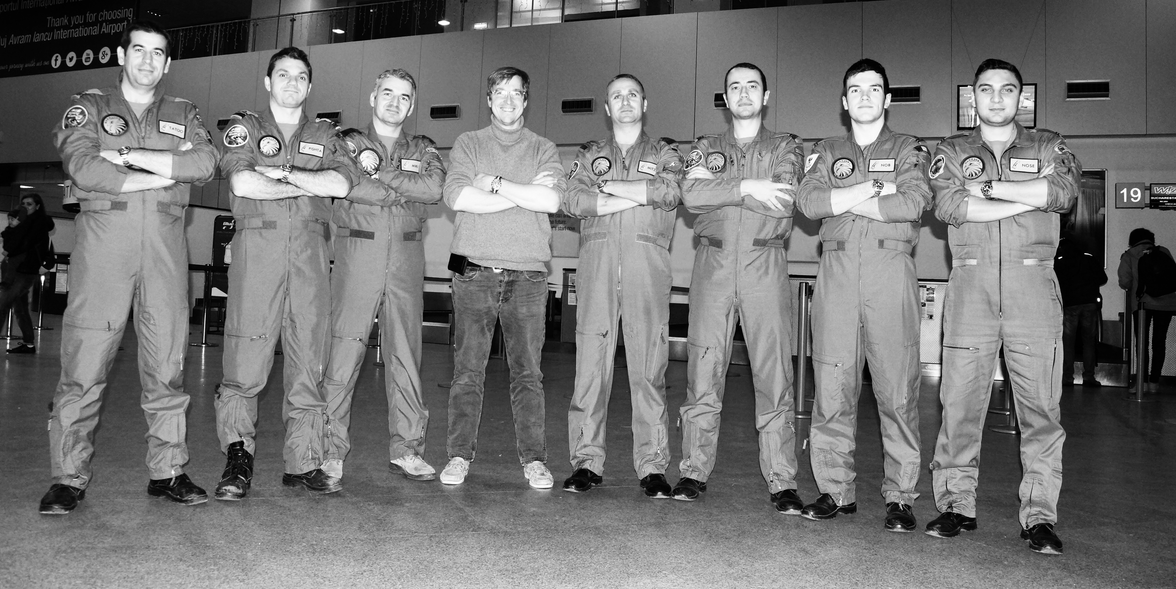 Montres Gavox Squadrons realise pour les pilotes de F16 Roumain IMG_4295