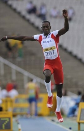 Pedro Pablo Pichardo,un santiaguero all'assalto del primato mondiale..del Salto in Lungo Triplo 43E90EAC-EDBC-4009-AB4D-B33C6DE99959_w268