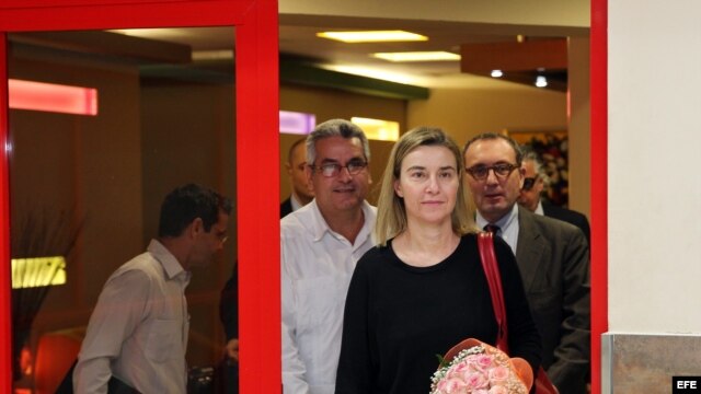 Mogherini a kuba per cercare di rinvigorire  le "relazioni" europee F3AD90AD-A75A-4DAB-8B6F-BEE25B85A1CD_w640_r1_s