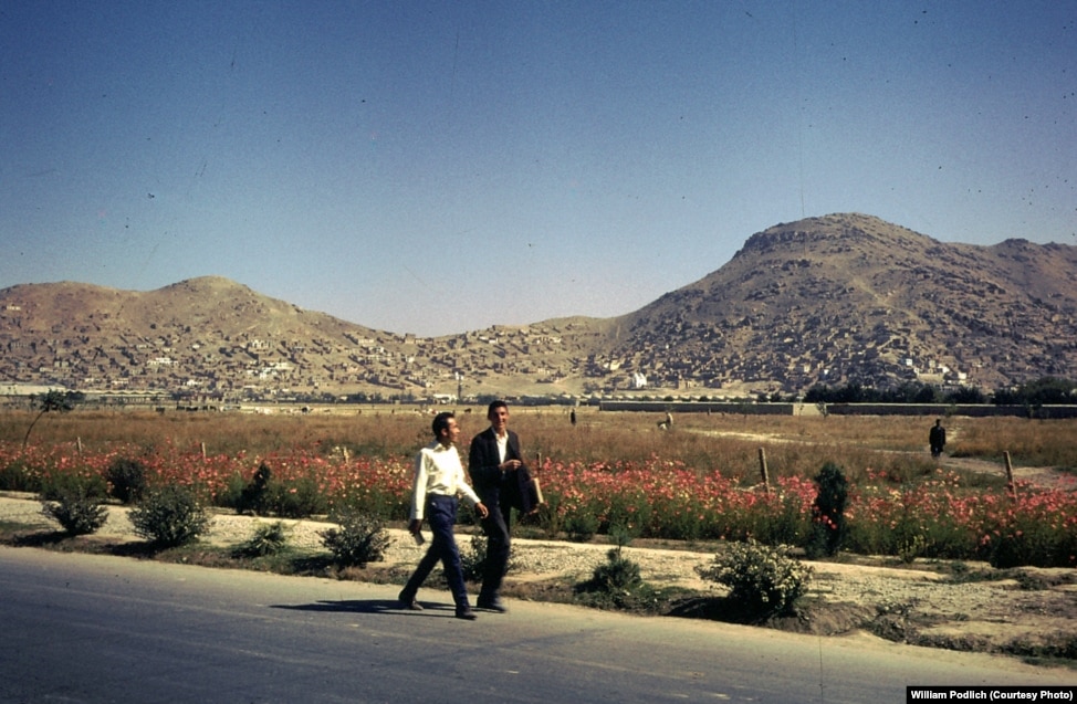 Afghanistan As It Once Was- Avganistani prej vitit 1981-92 dhe sot C7EF2504-5B38-4E0E-88C2-1ED673A6D66D_w974_n_s