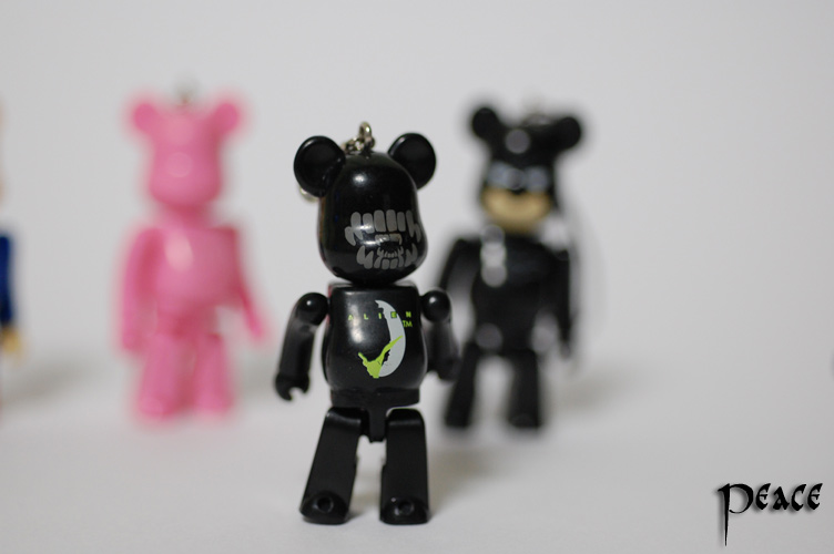 Peacemaker's gallery Bearbrick5