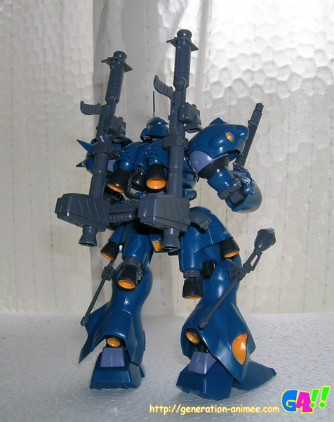 MS -18E Kampfer Master Grade, 1/100e. - Page 2 Ms18ekampfer8