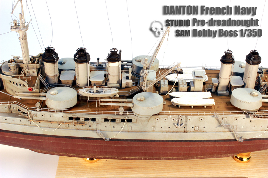 Pré-Dreadnought Danton 1/350 Hobby Boss. 14