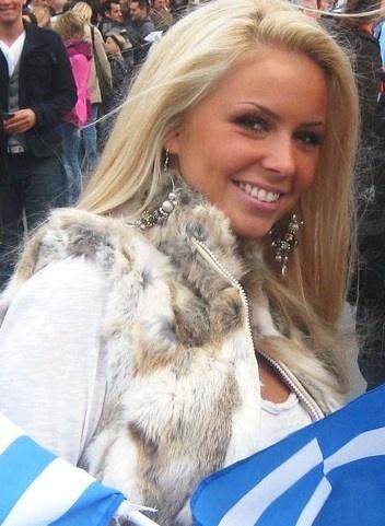 ROAD TO FROKEN NORGE (Miss Norway World & Universe) 2010 352x481