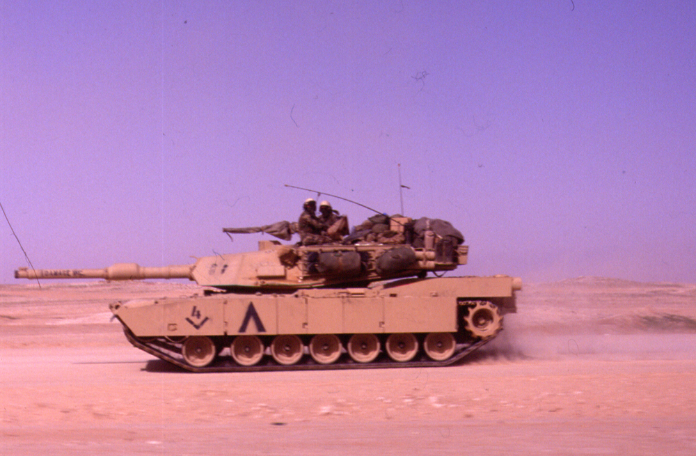 couleurs des m-1 abrams guerre du golfe M%20%20%201%20abrams%201991%2000