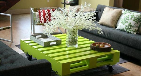 Recycled Wood Pallet: Decoration and Functionality Wood-pallets-coffee-table