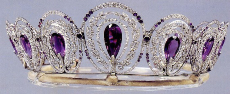 تيجان ملكية  امبراطورية فاخرة Amethysttiara