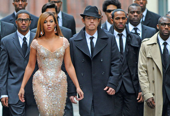 Artık Beyonce Kalçaları Moda! Beyoncetribeca1