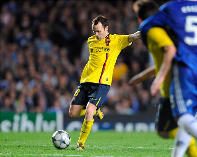 || Carlsberg Premier League || Match No:-4 || Chelsea vsF.C Barcelona || Stamford Bridge, December 18,2012 Iniesta.500