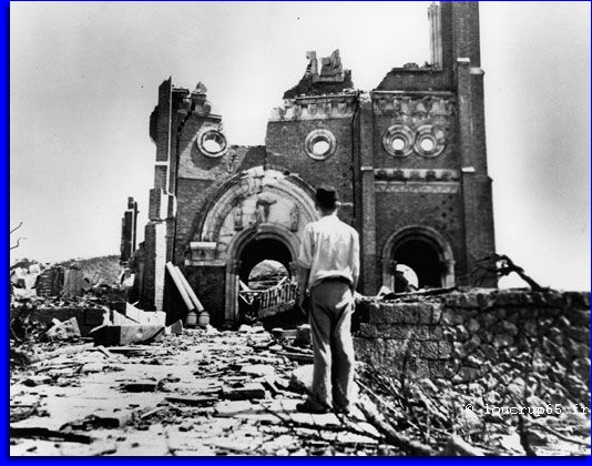 Les missionnaires jésuites (Hiroshima) et franciscains (Nagasaki) - ÉPARGNÉS des radiations mortelles Wp462d5f2e_05_06