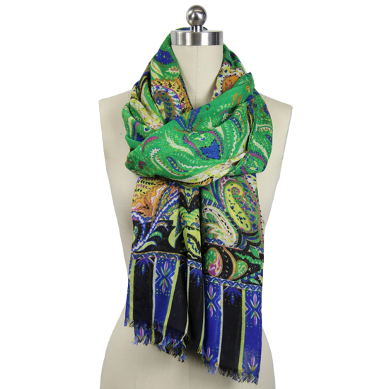 مجموعة من الوشاحات خفيفة و مزركشة متماشية مع فصل الربيع 632963361753%09In-Things-Polished-Paisley-Scarf--Green