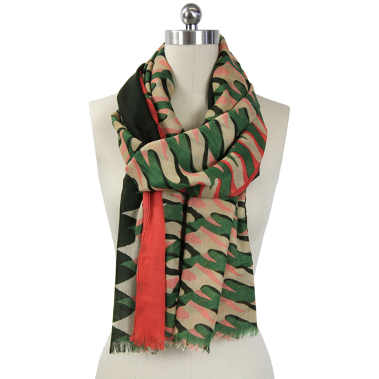 مجموعة من الوشاحات خفيفة و مزركشة متماشية مع فصل الربيع 632963361807%09In-Things-Colorblock-Printed-Wrap--Green-Coral