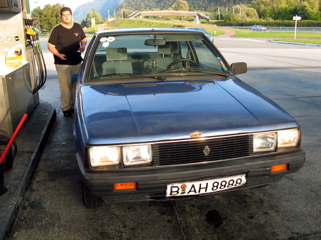 Sauvetage d'une Renault 11 AUTOMATIC Berlinoise IMG_0566