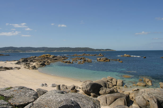 Sitios que ver y visitar de ESPAÑA. - Página 6 Playa-de-Lagos-Bueu-R%C3%ADa-de-Aldan