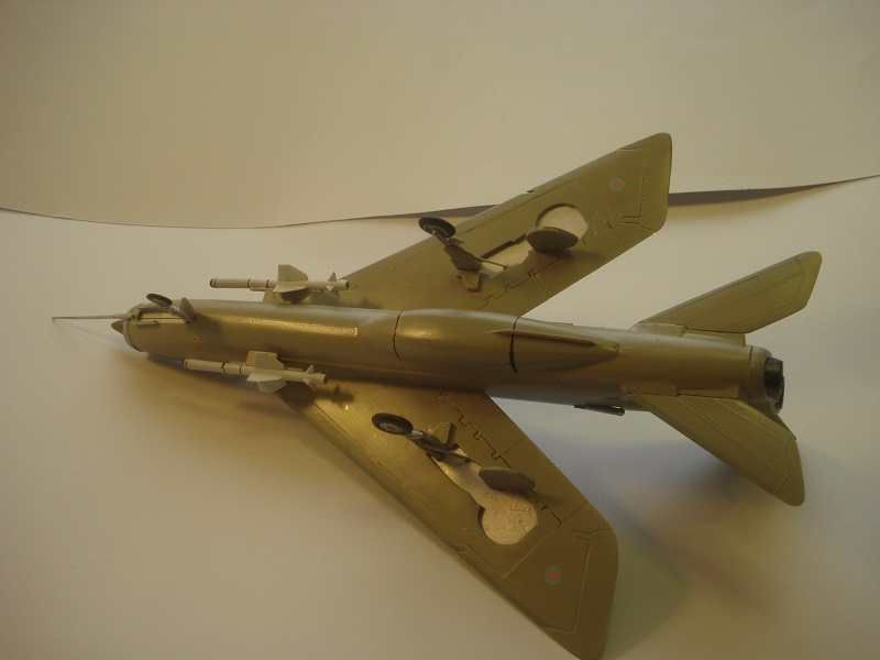 BAC Lightning F3 - Airfix 1/72 - gamla upplagan - klar! Lightning_f3_72nd_finished_6