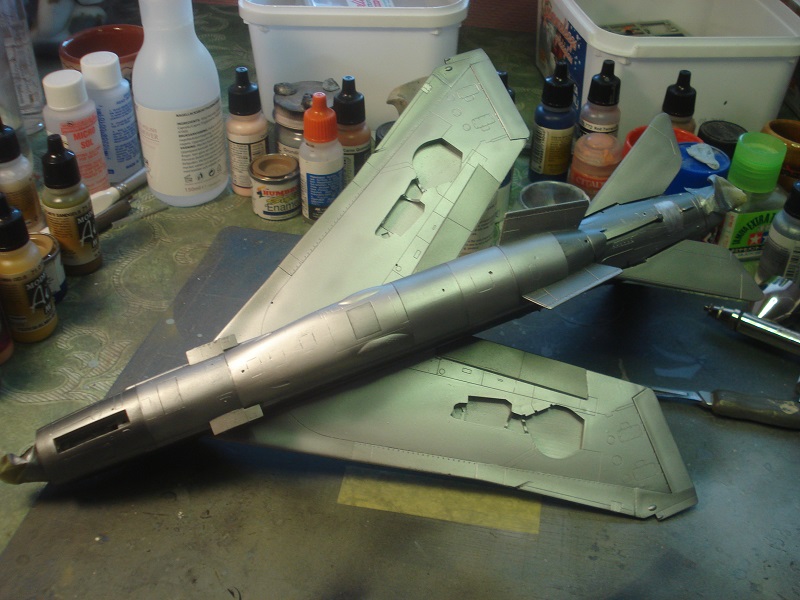 EE Lightning F-2A/F-6 - Airfix 1/48 - Sida 2 Ee_lightning_f2_f6_48th_paint_12