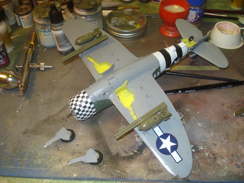 P-47D Thunderbolt - Academy 1/48 - Sida 4 P-47d_thunderbolt_48th_build_11