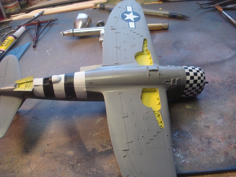 P-47D Thunderbolt - Academy 1/48 - Sida 3 P-47d_thunderbolt_48th_paint_20