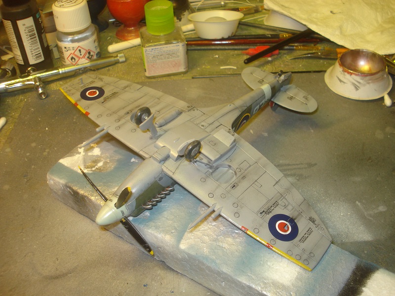 Airfix 1/48 - Spitfire Mk XII  - Sida 2 Spitfire_mkxii_48th_build_21